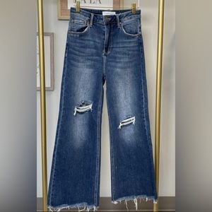 Risen high rise frayed ankle wide Jean size 11/30